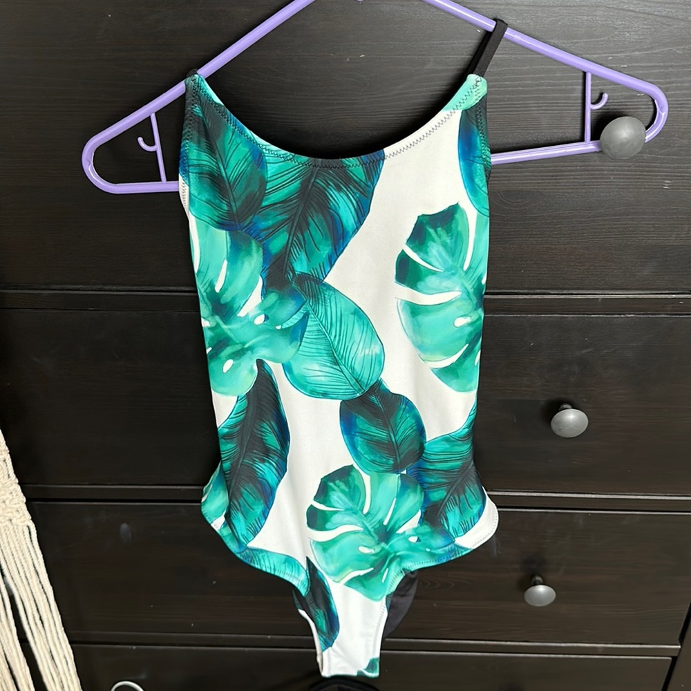 CUPSHE ONE PIECE SUIT SIZE S
